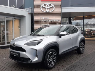 Toyota Yaris Cross 1.5 Hybrid 115 First Edition KEYLESS LM-VELGEN APPLE/ANDROID STOEL/STUURVERW DRAADLOOS-LADEN AD-CRUISE BLUETOOOTH DAB+