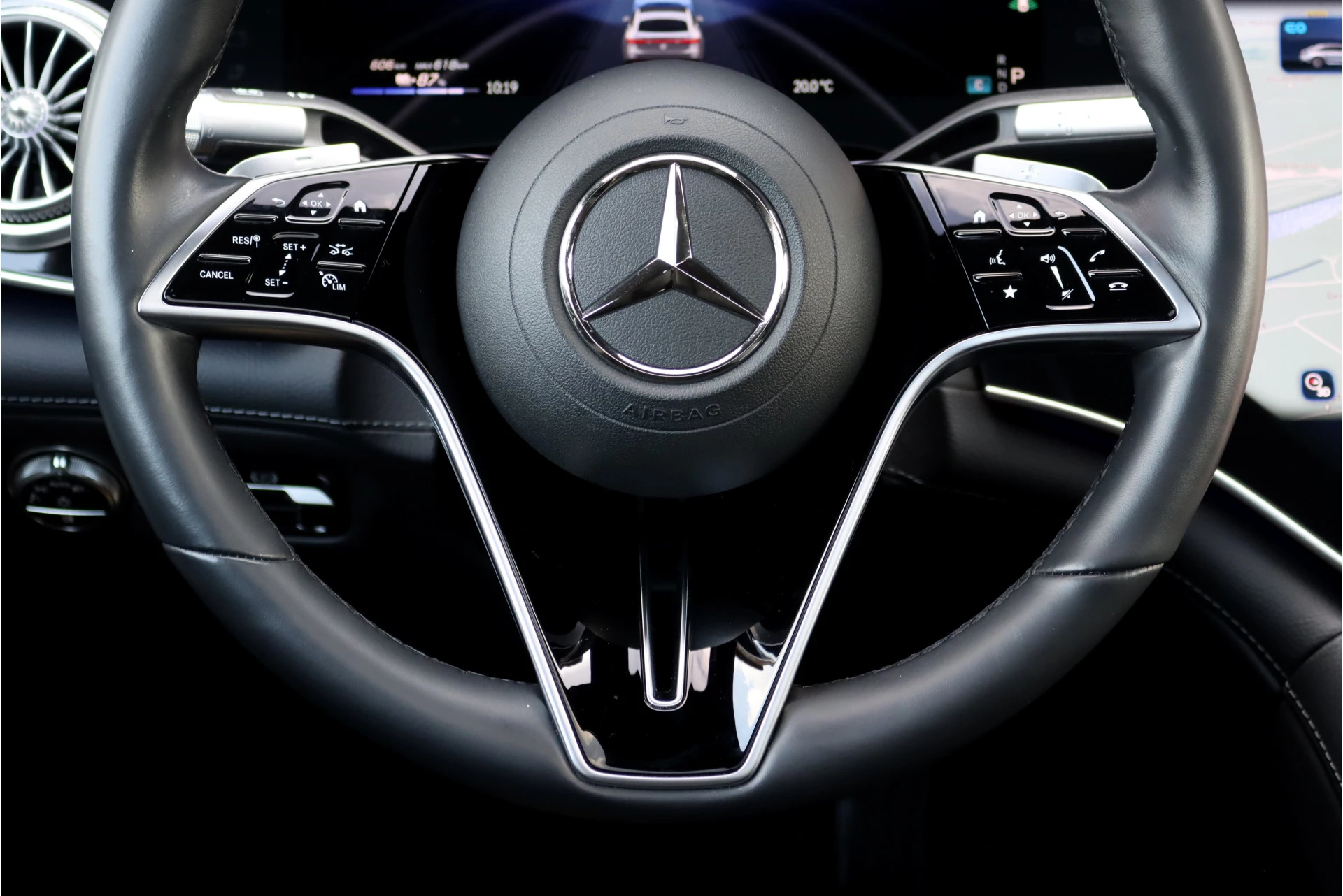 Hoofdafbeelding Mercedes-Benz EQS