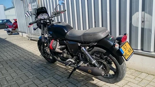 Moto Guzzi V7