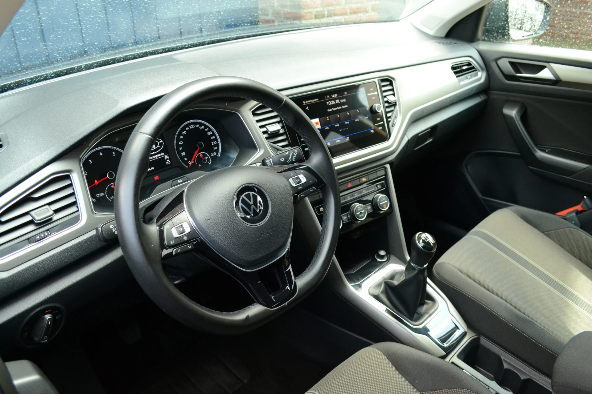 Hoofdafbeelding Volkswagen T-Roc