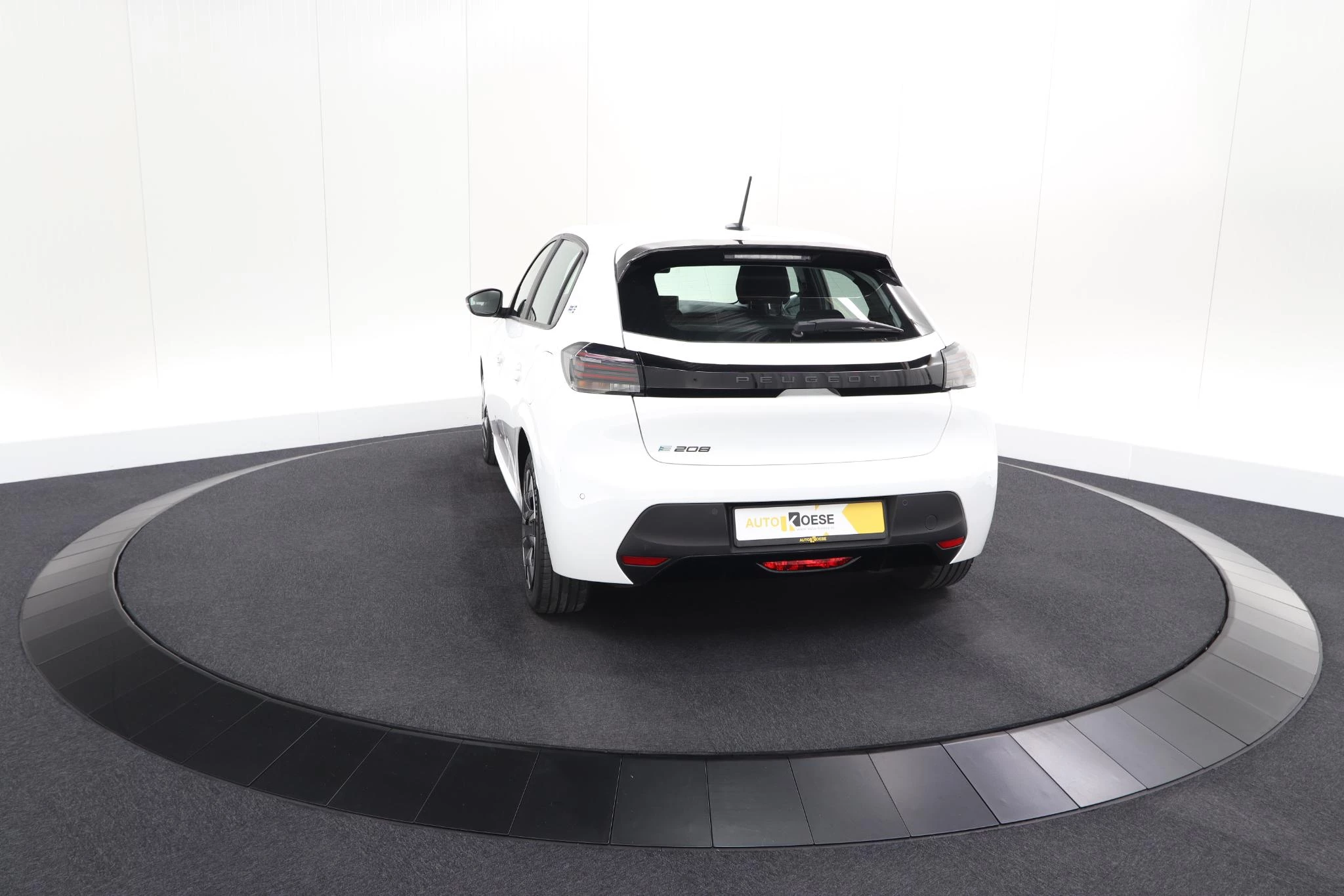 Hoofdafbeelding Peugeot e-208