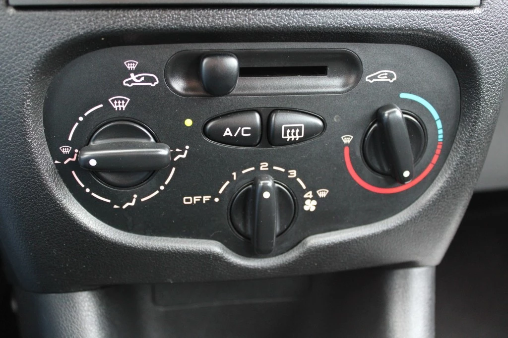 Hoofdafbeelding Peugeot 206