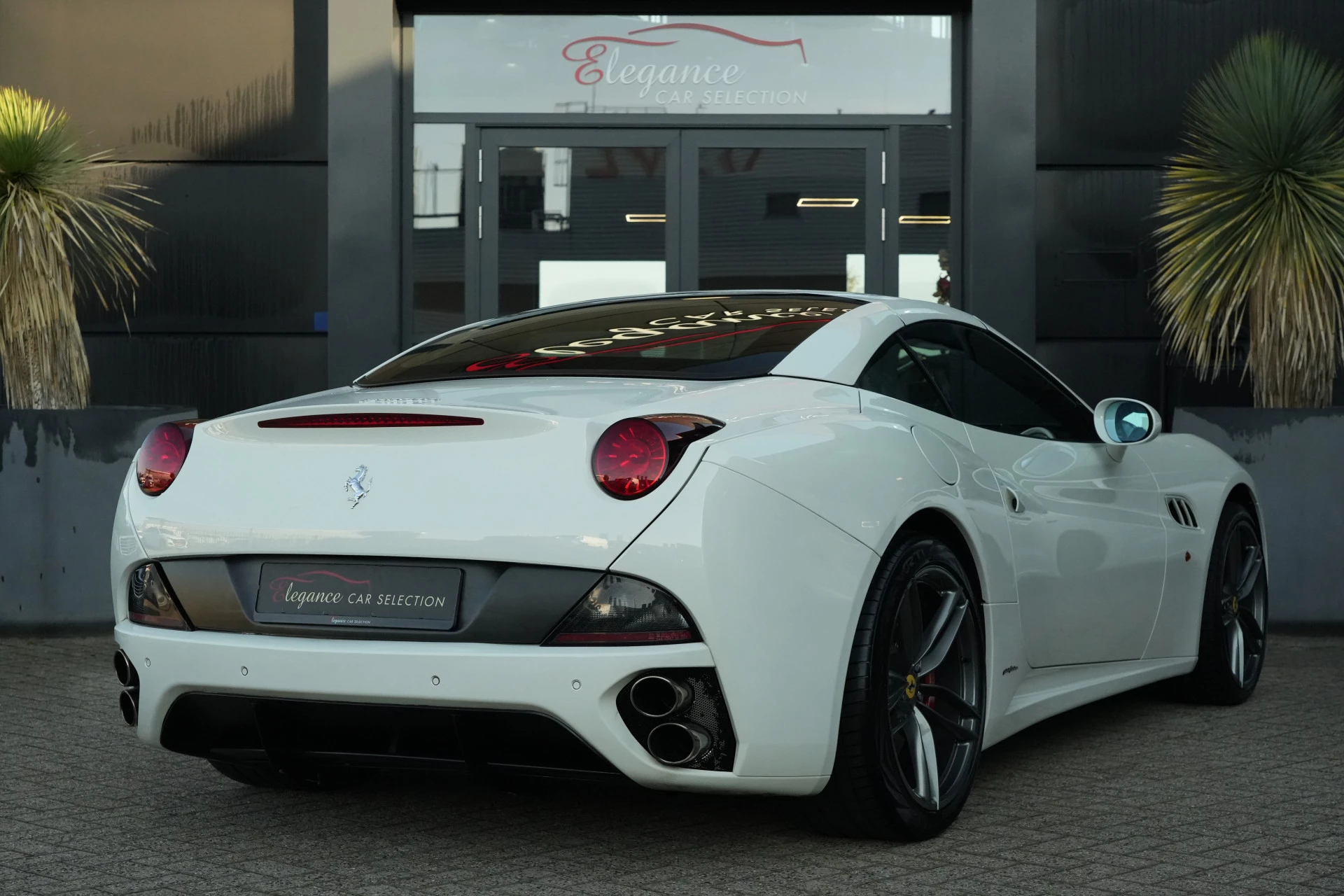 Hoofdafbeelding Ferrari California