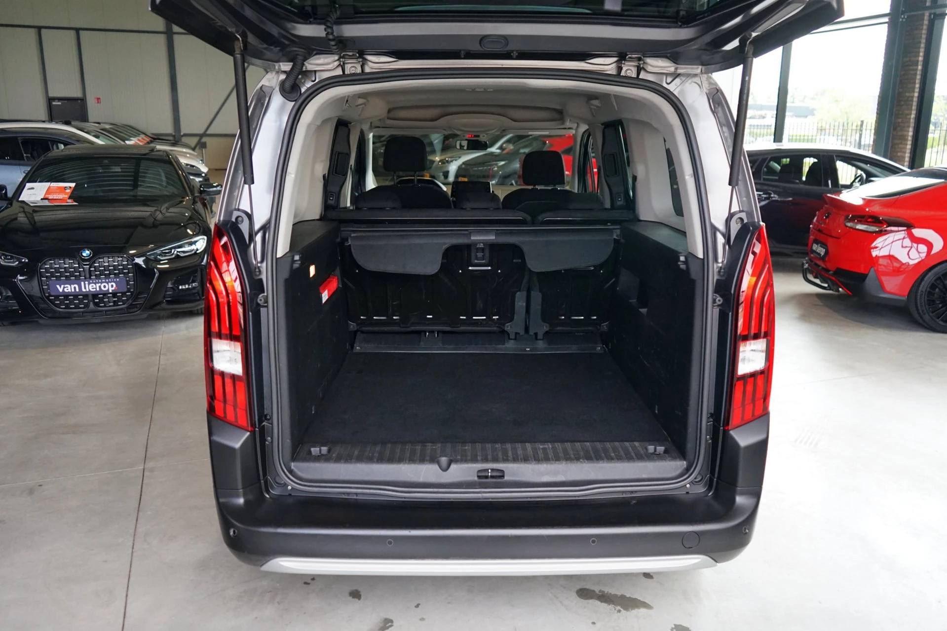 Hoofdafbeelding Peugeot Rifter