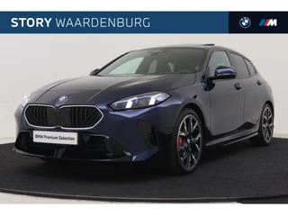 BMW 1 Serie 120 High Executive M Sport Automaat / Panoramadak / M Sportstoelen / Parking Assistant Professional / Adaptieve LED / M Adaptief onderstel / Comfort Access