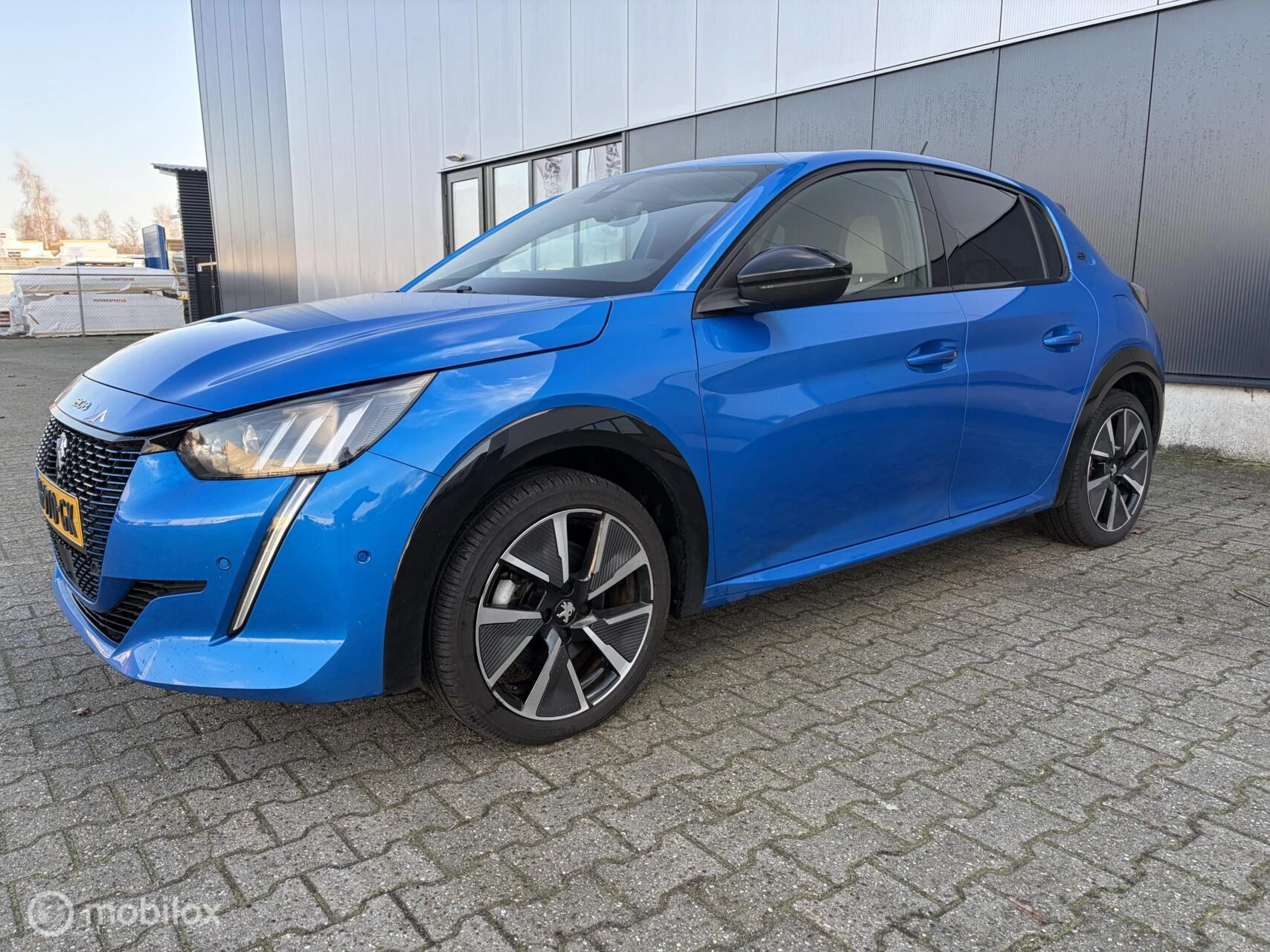 Hoofdafbeelding Peugeot e-208