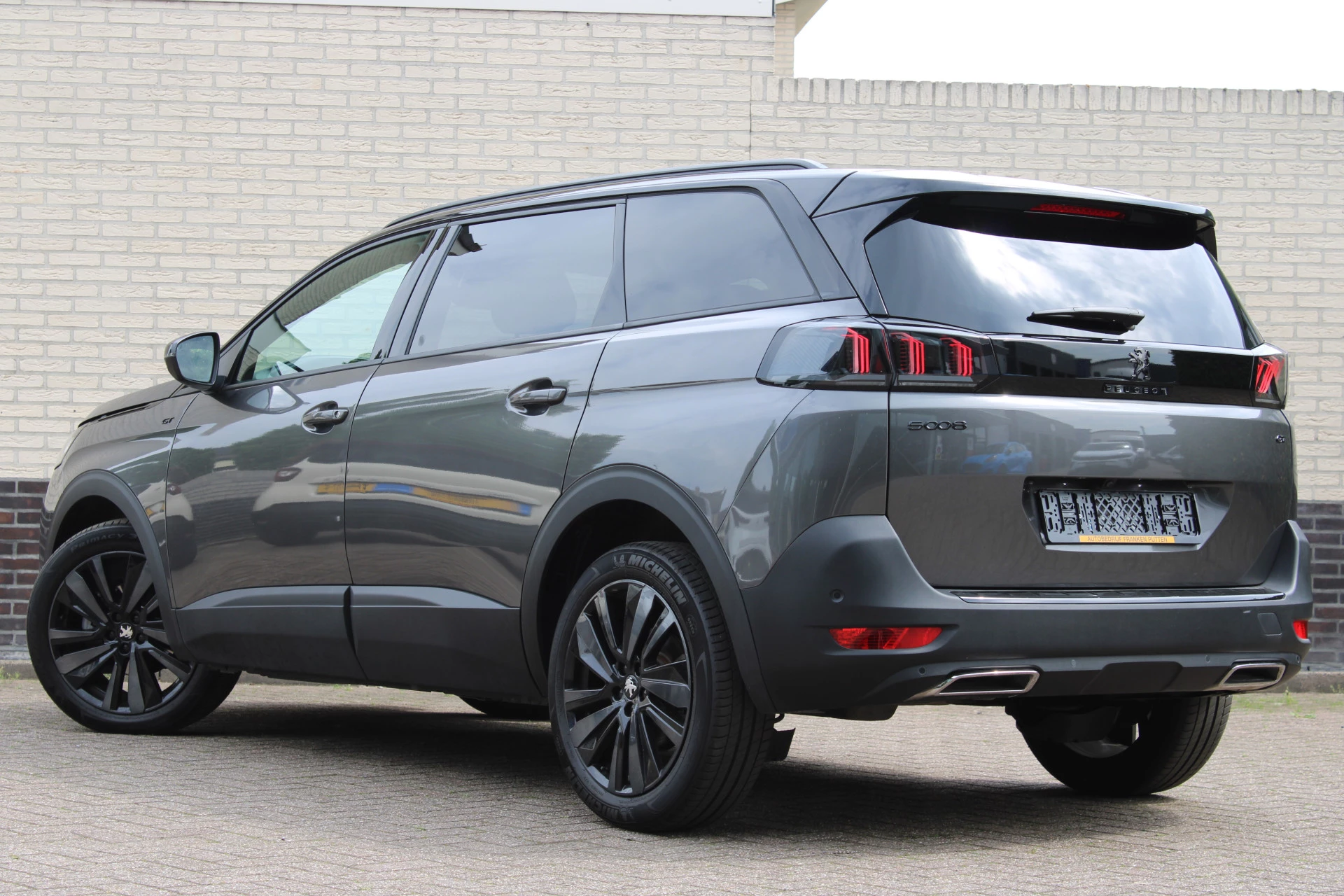 Hoofdafbeelding Peugeot 5008