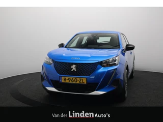 Hoofdafbeelding Peugeot e-2008 Peugeot e-2008 EV Active 50 kWh 3-Fase SOH 96,7% | Stoelverwarming | Navigatie | Carplay&Android