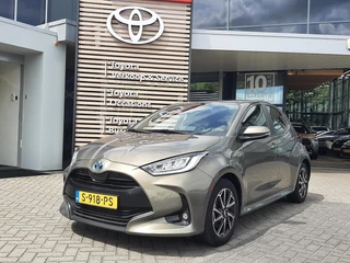 Toyota Yaris 1.5 Hybrid Dynamic NL-AUTO LED KEYLESS APPLE/ANDROID CLIMA CAMERA AD-CRUISE
