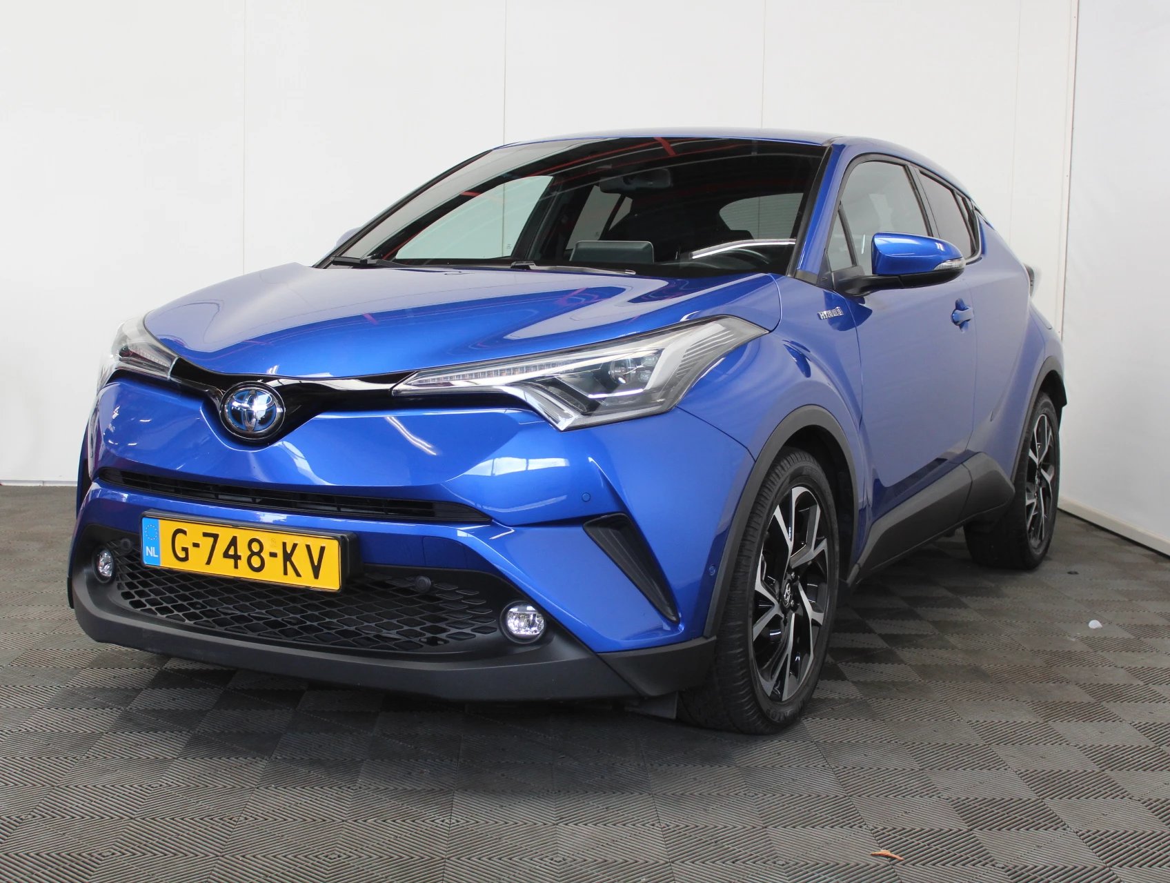 Hoofdafbeelding Toyota C-HR