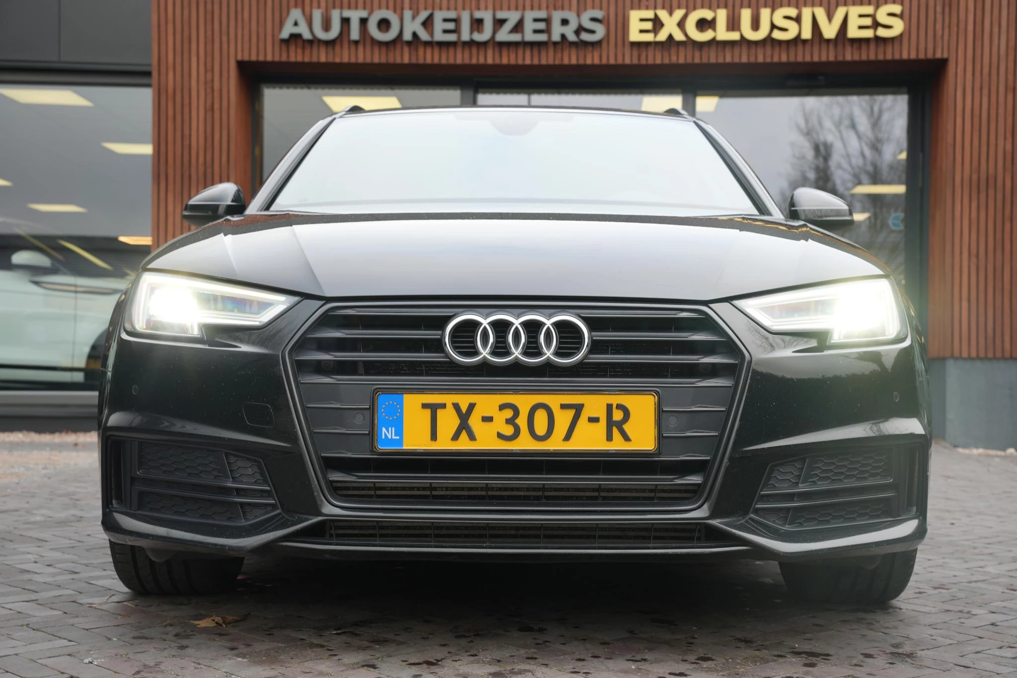 Hoofdafbeelding Audi A4