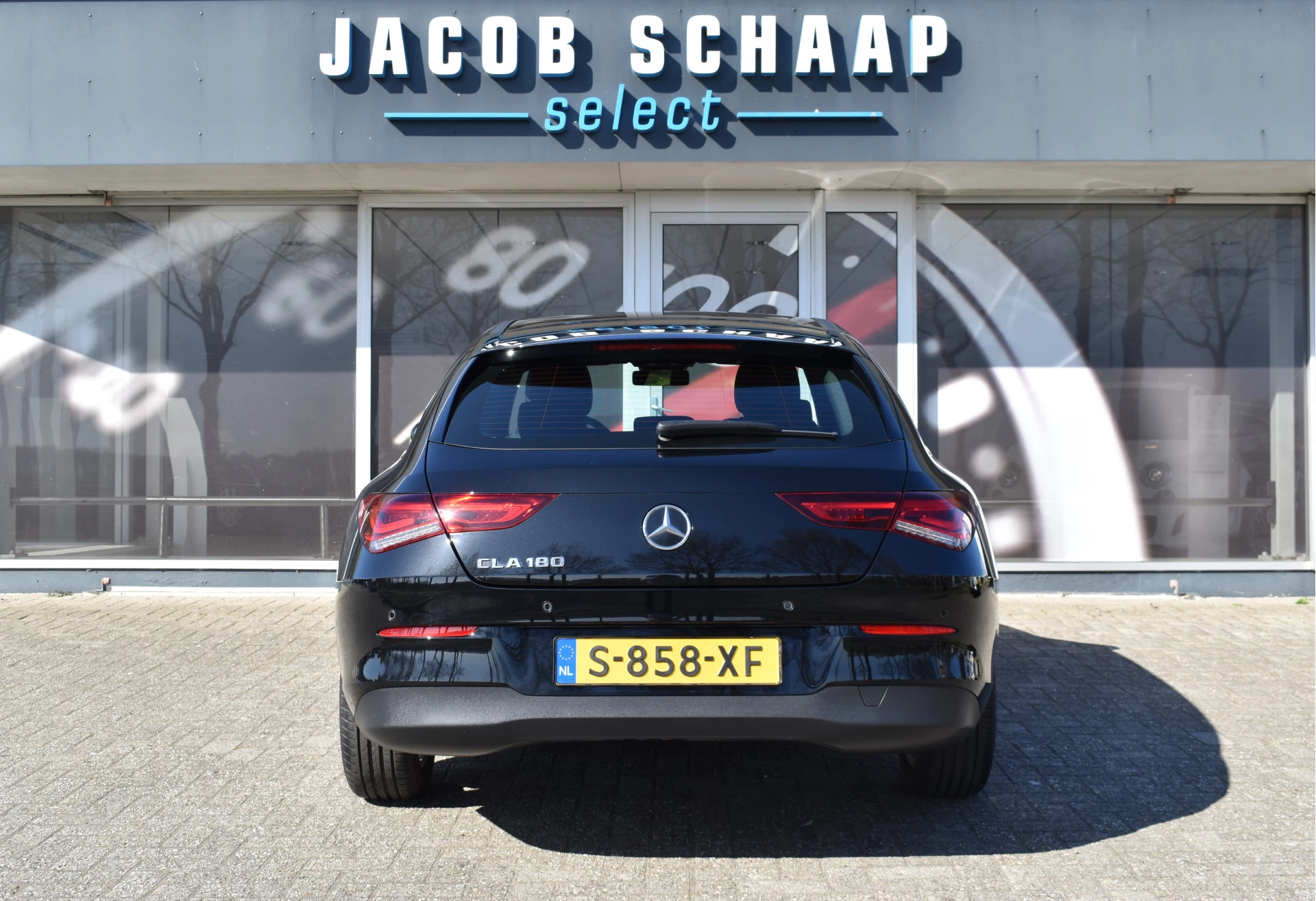 Hoofdafbeelding Mercedes-Benz CLA