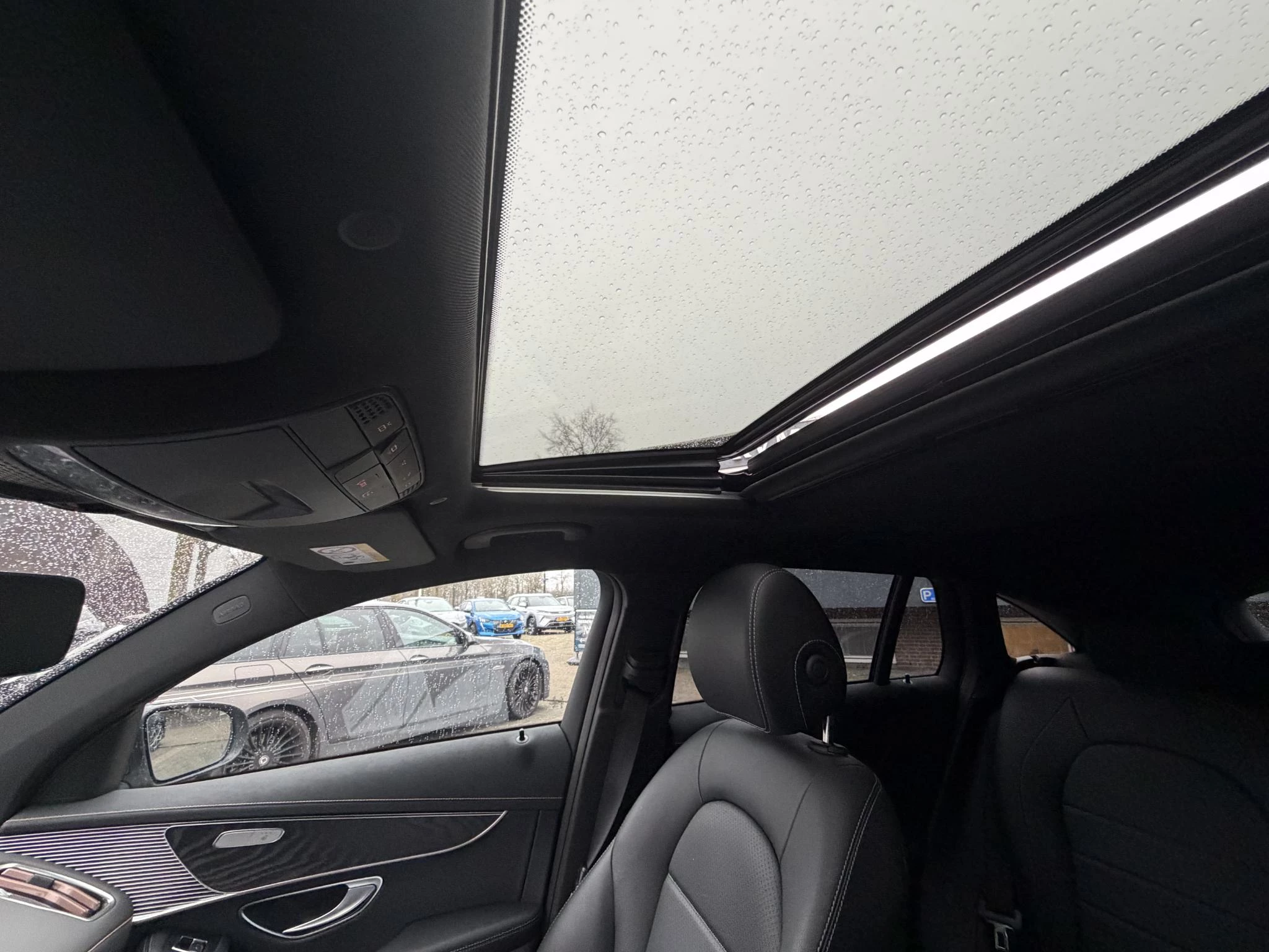 Hoofdafbeelding Mercedes-Benz EQC