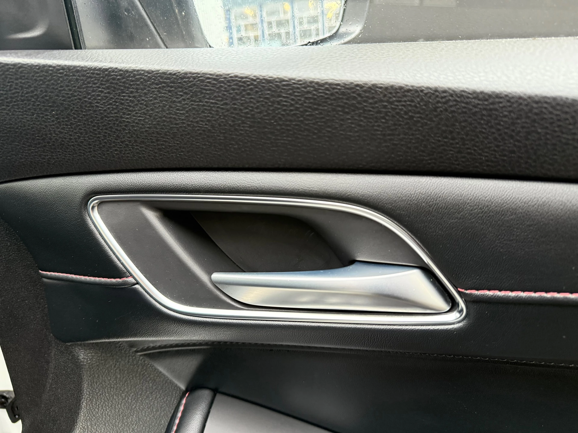 Hoofdafbeelding MG HS