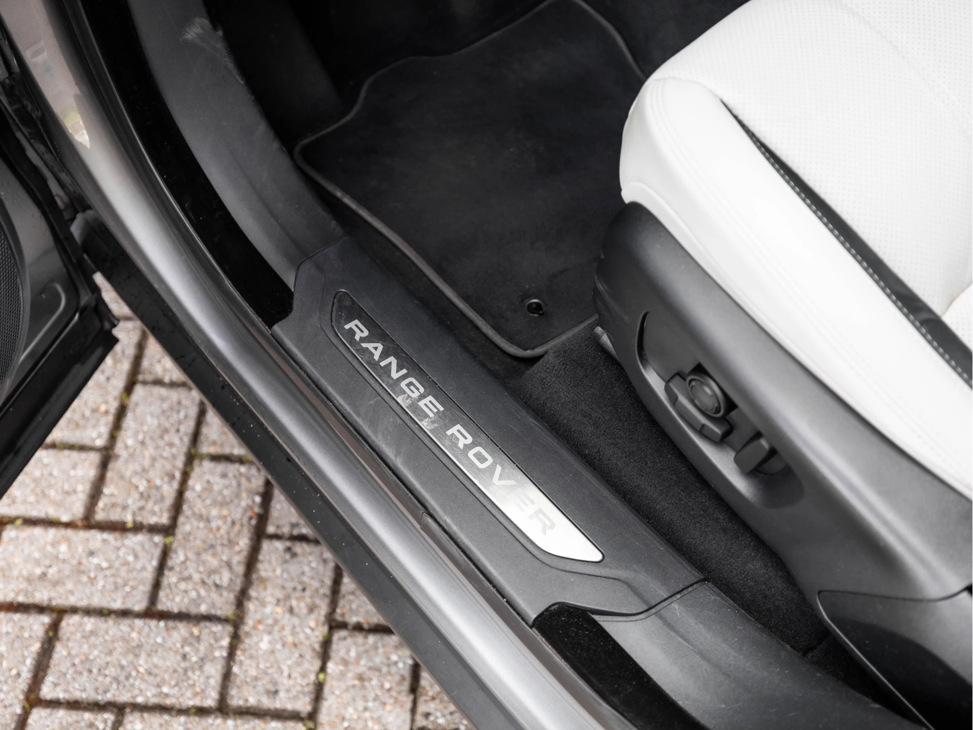 Hoofdafbeelding Land Rover Range Rover Velar