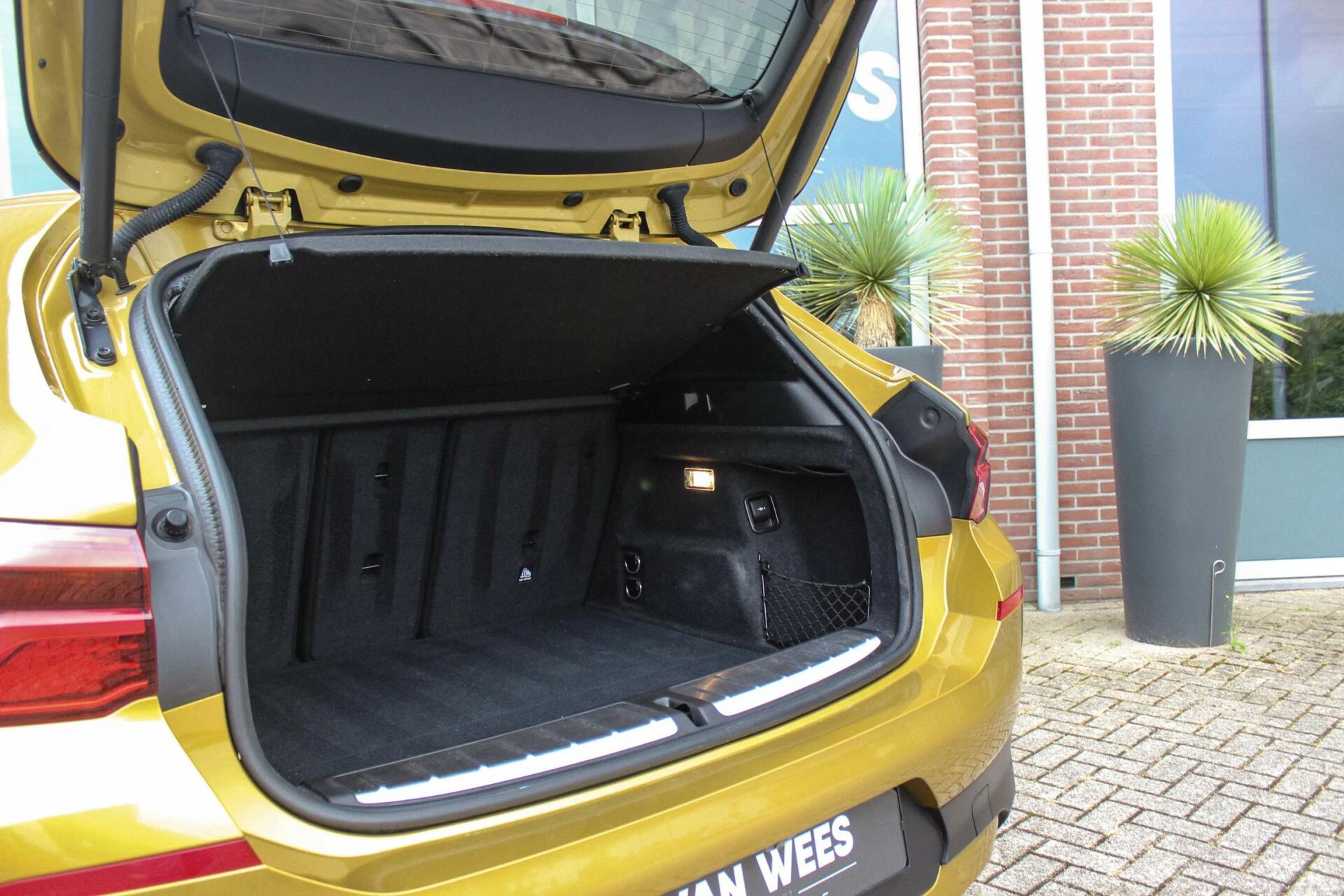 Hoofdafbeelding BMW X2