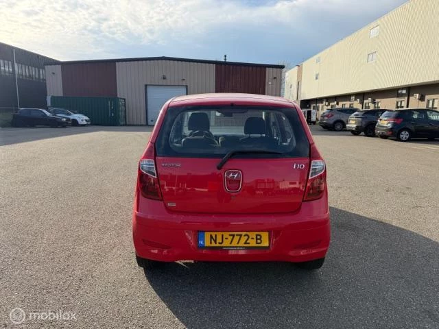 Hoofdafbeelding Hyundai i10