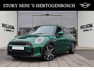 Hoofdafbeelding MINI Cooper S MINI Cooper S Hatchback Classic Automaat / Sportstoelen / Stoelverwarming / LED / Achteruitrijcamera / Cruise Control / Multifunctioneel stuurwiel / Comfort Access