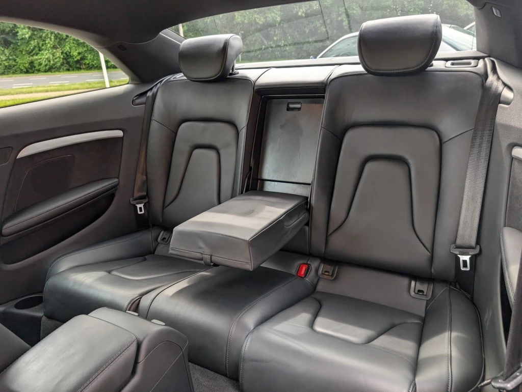 Hoofdafbeelding Audi Coupé