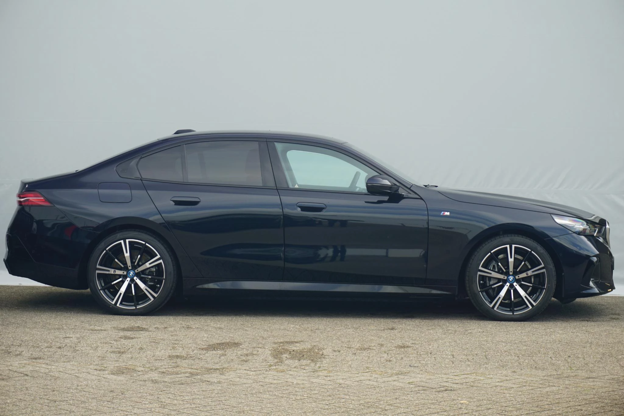 Hoofdafbeelding BMW i5