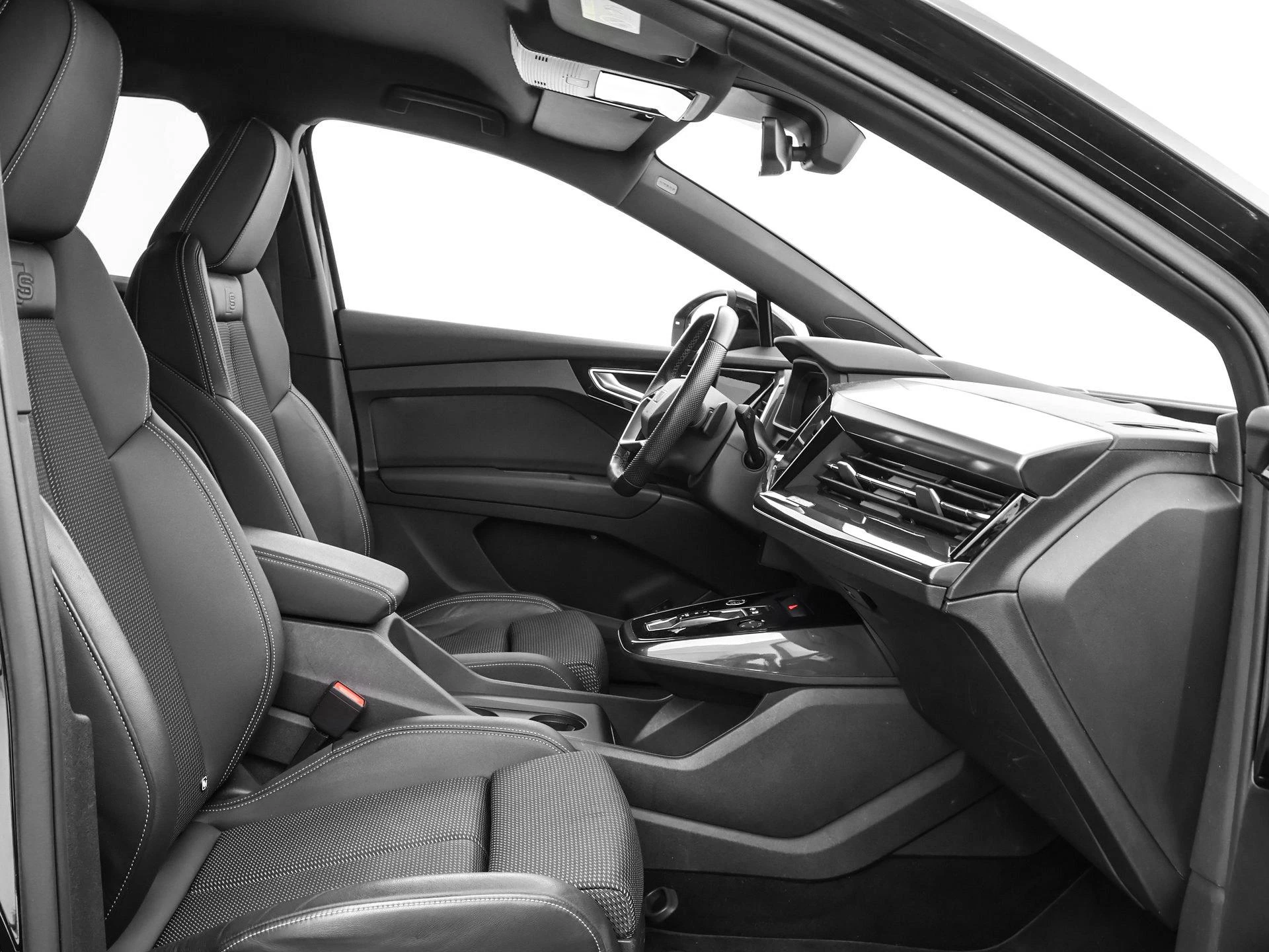 Hoofdafbeelding Audi Q4 Sportback e-tron