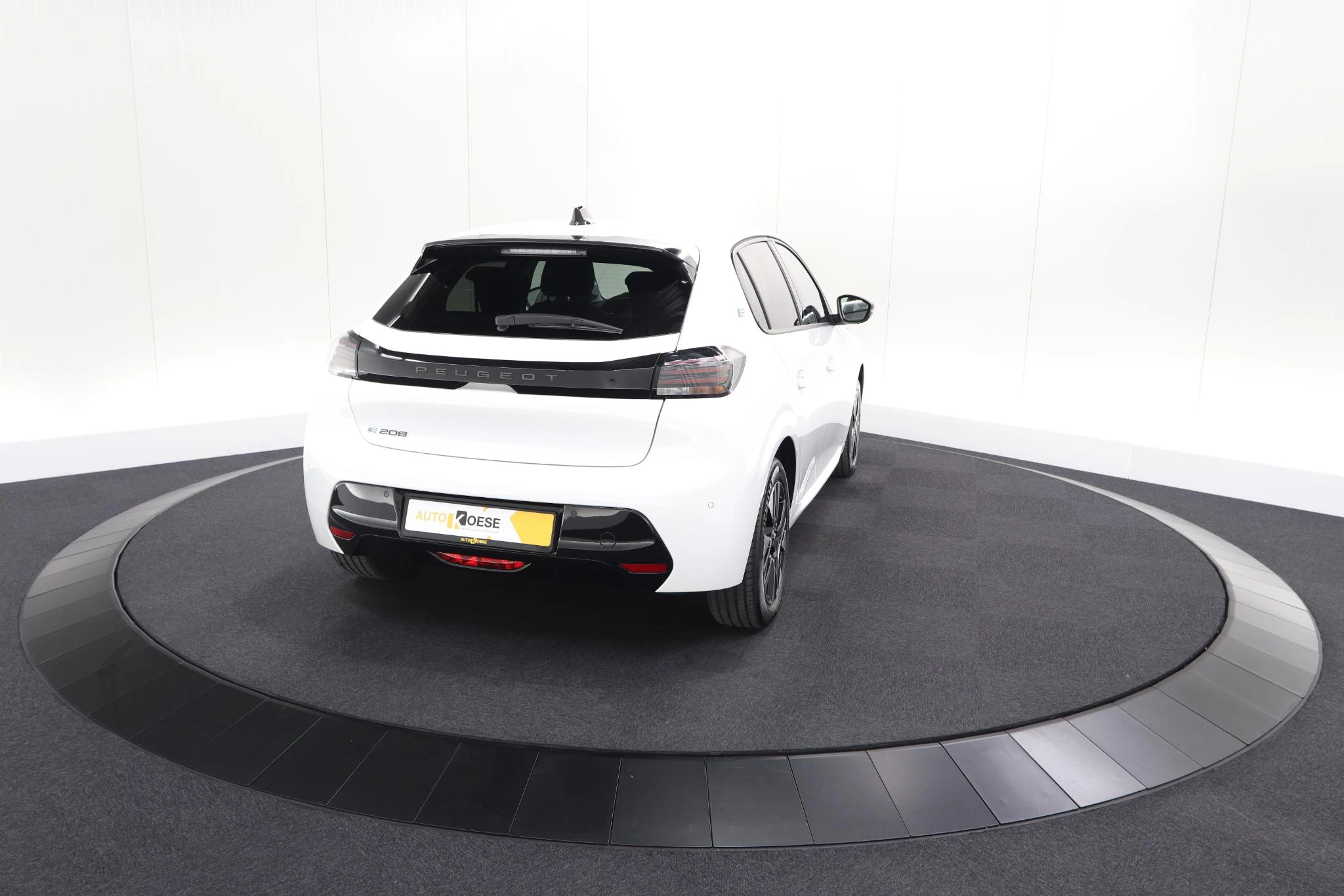 Hoofdafbeelding Peugeot e-208