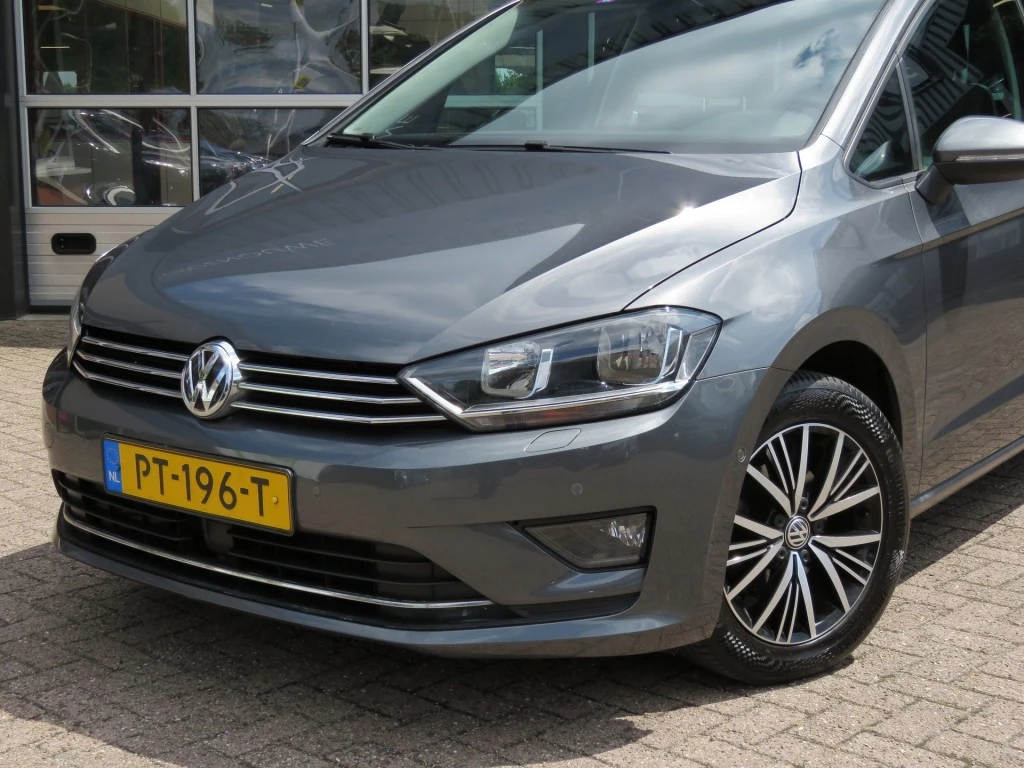 Hoofdafbeelding Volkswagen Golf Sportsvan