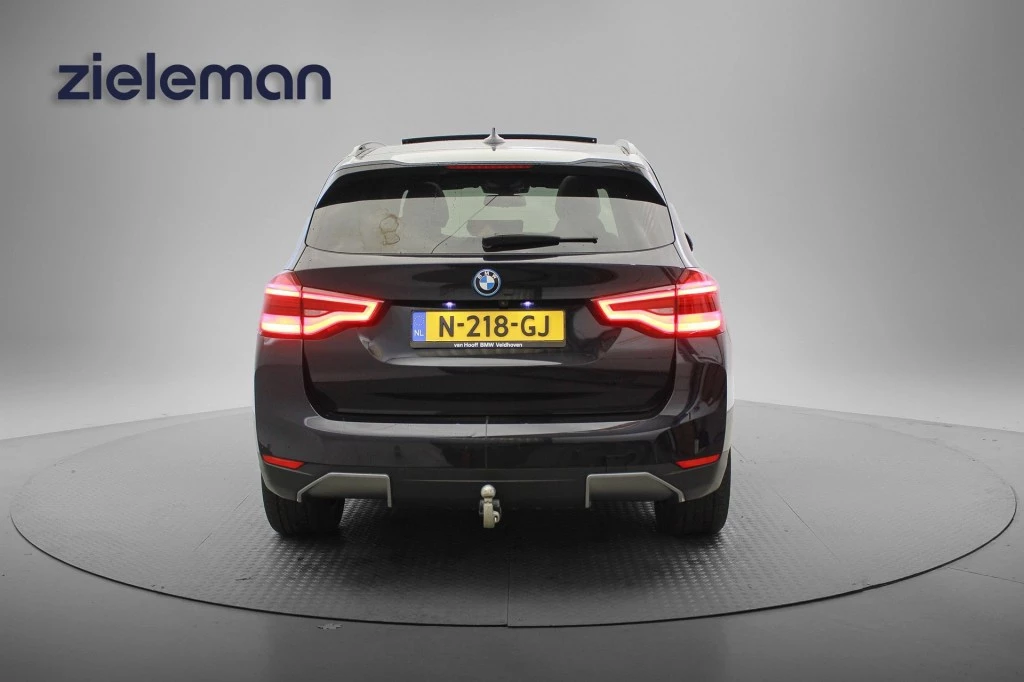 Hoofdafbeelding BMW iX3