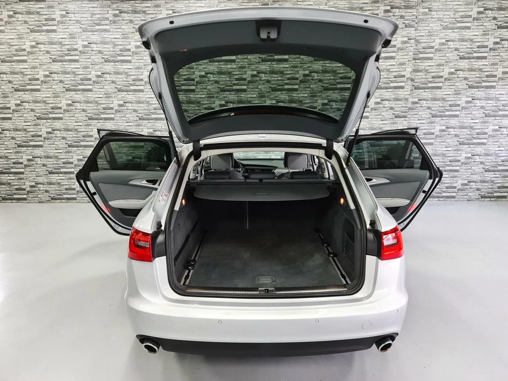 Hoofdafbeelding Audi A6