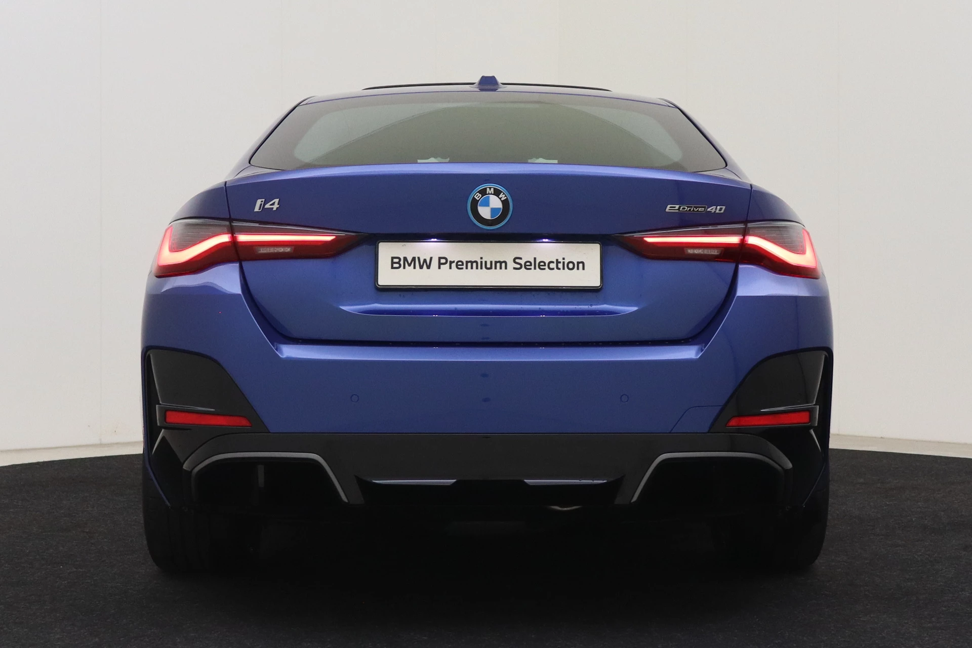 Hoofdafbeelding BMW i4
