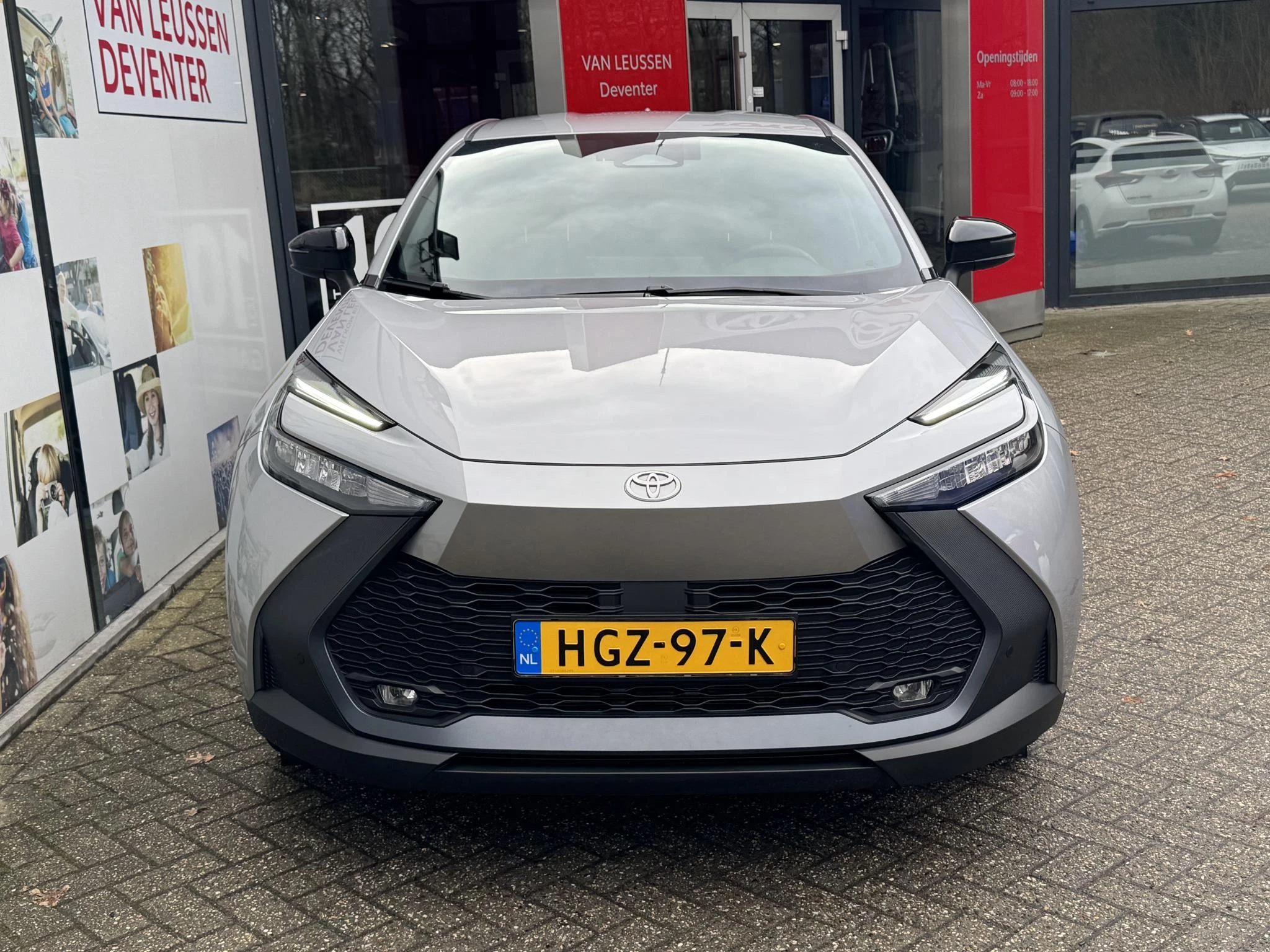 Hoofdafbeelding Toyota C-HR