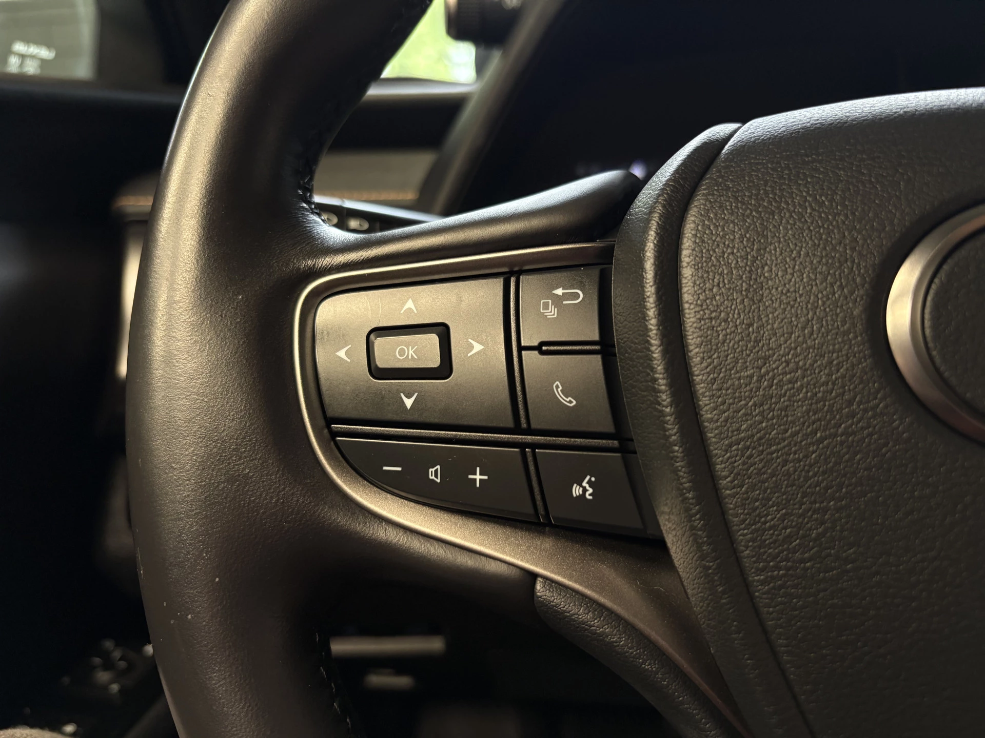 Hoofdafbeelding Lexus UX