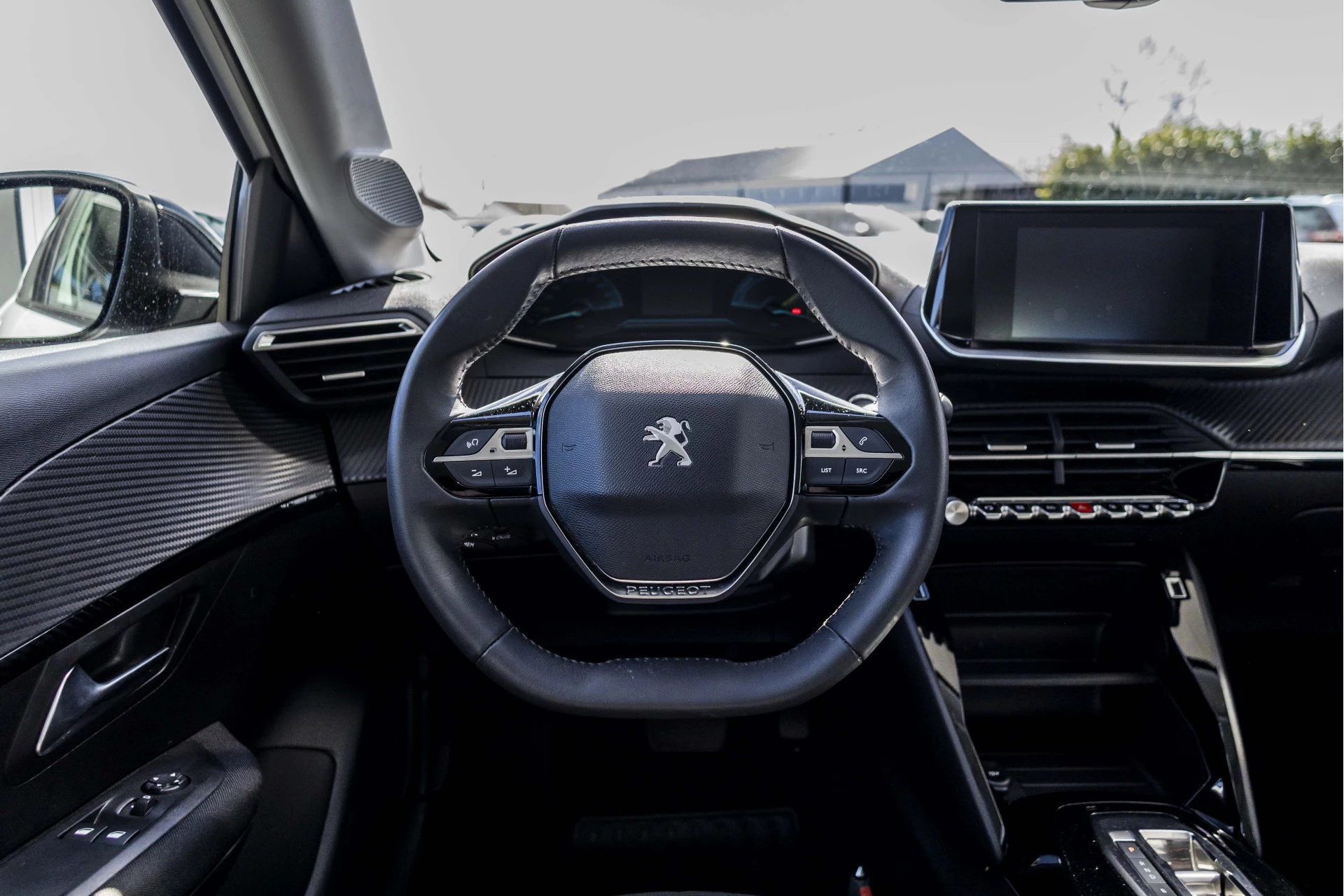 Hoofdafbeelding Peugeot e-208