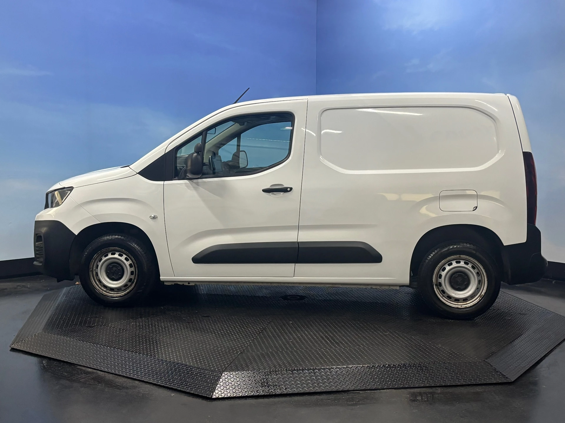 Hoofdafbeelding Peugeot Partner