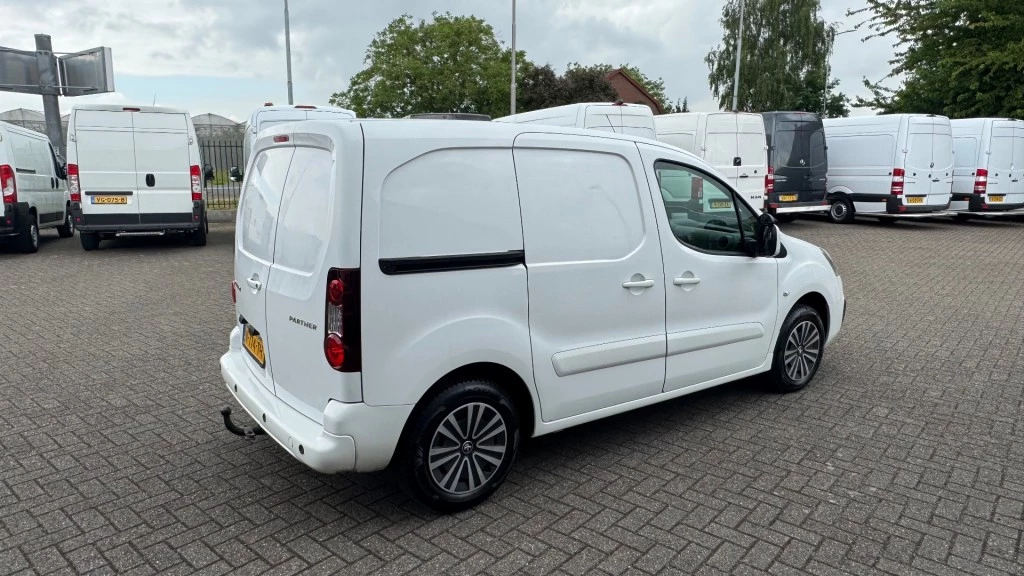 Hoofdafbeelding Peugeot Partner