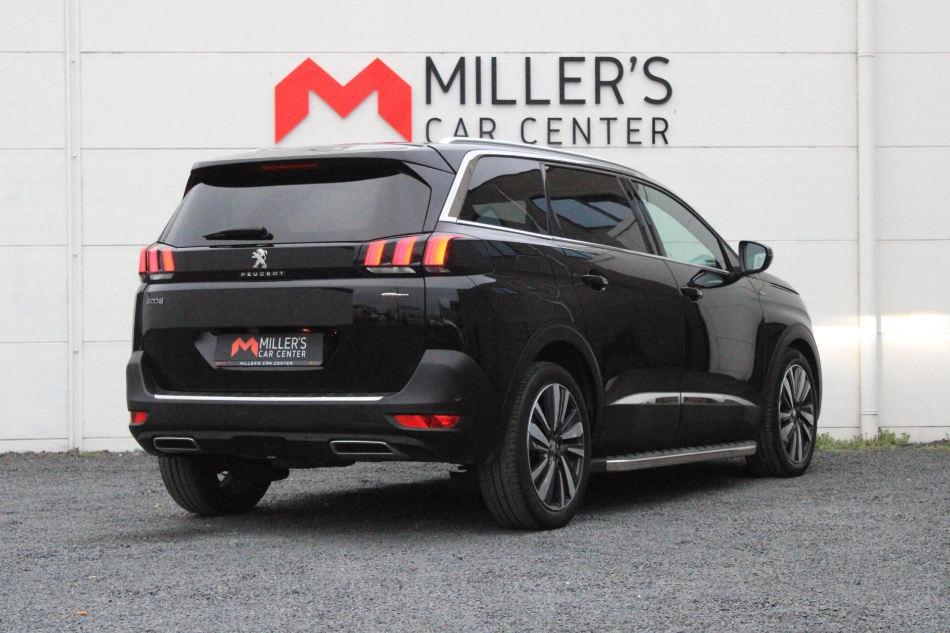 Hoofdafbeelding Peugeot 5008