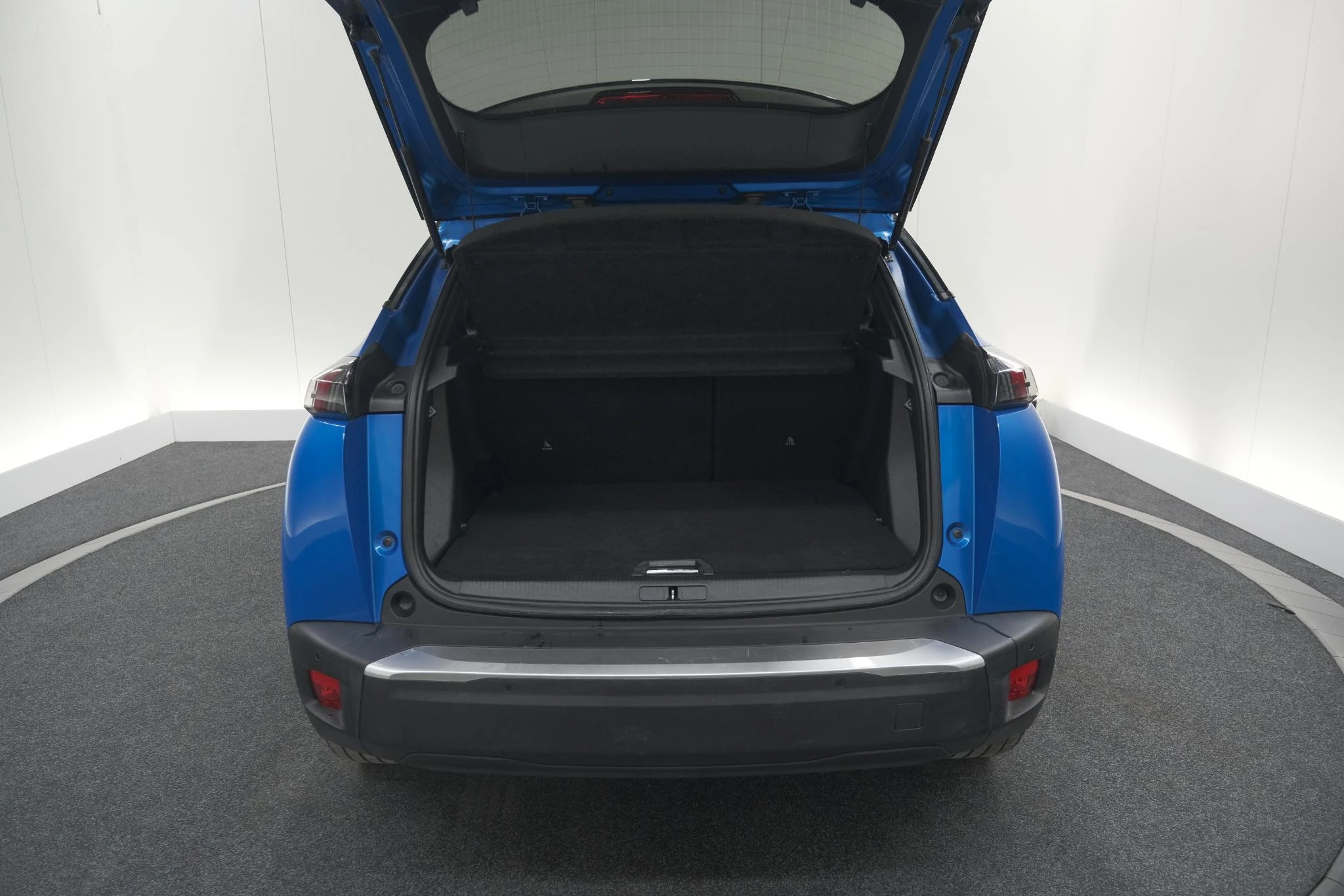 Hoofdafbeelding Peugeot e-2008