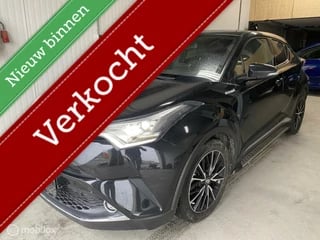 Hoofdafbeelding Toyota C-HR Toyota C-HR 1.8 Hybrid Black Edition zeer vol en luxe uitvoering 2017