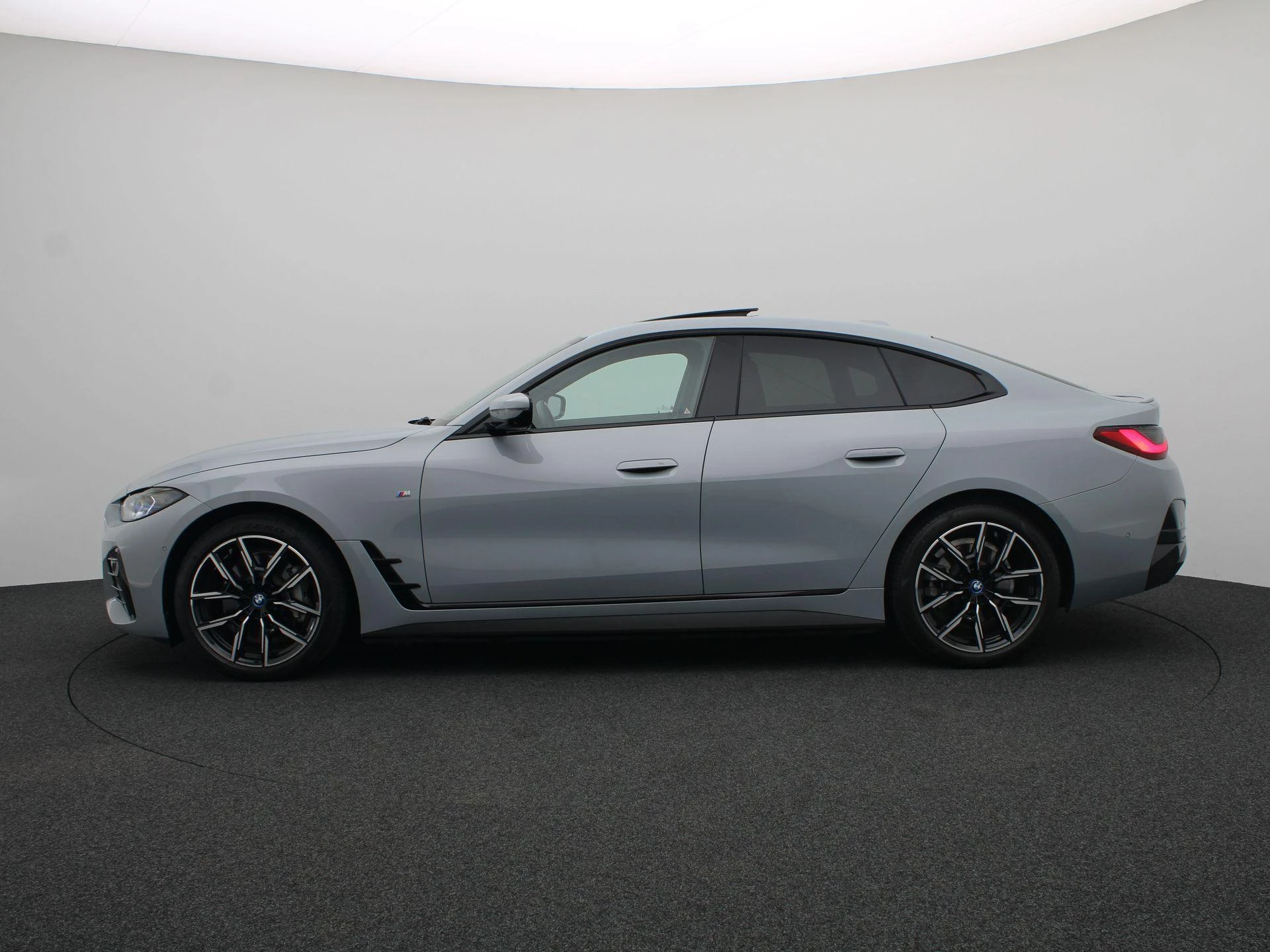 Hoofdafbeelding BMW i4