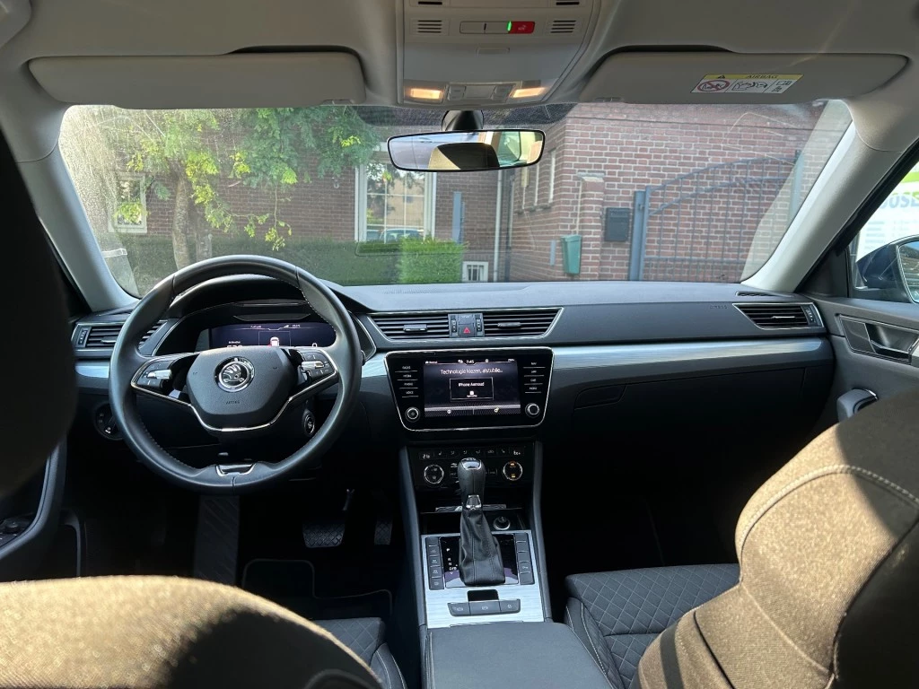 Hoofdafbeelding Škoda Superb