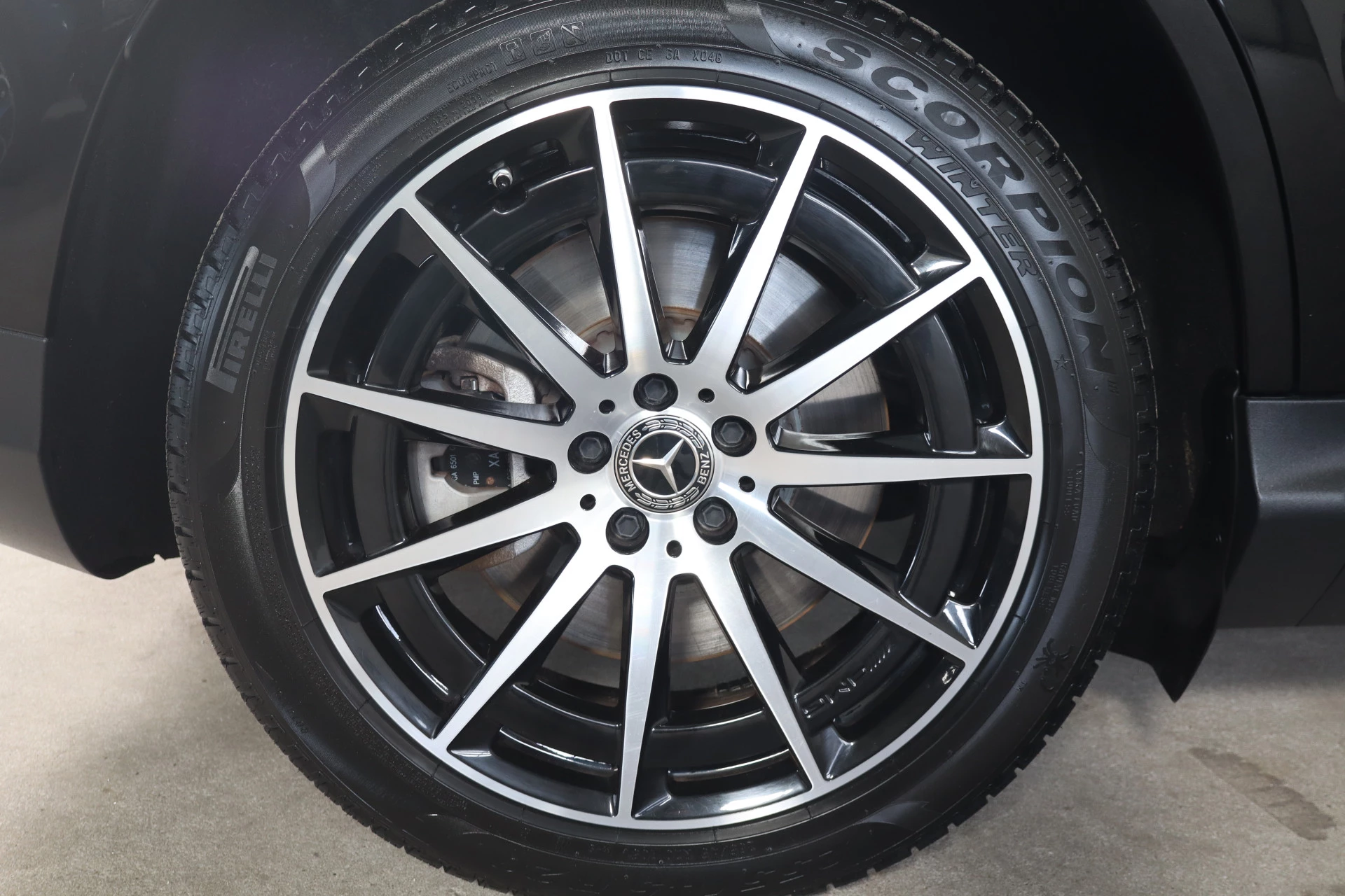 Hoofdafbeelding Mercedes-Benz EQC