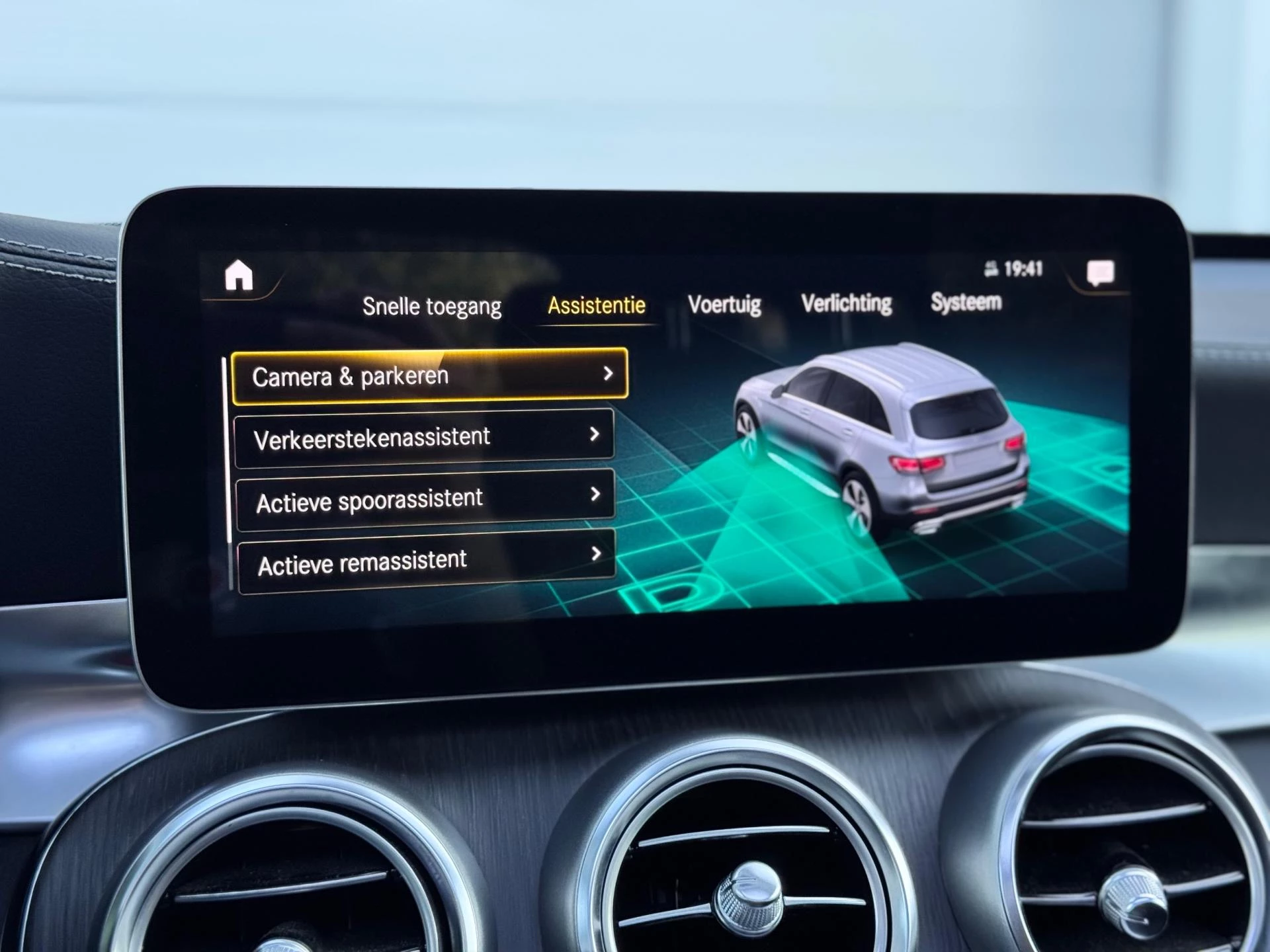 Hoofdafbeelding Mercedes-Benz GLC