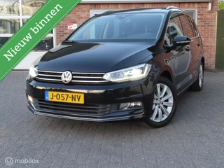 Volkswagen Touran 1.4 TSI Highline 7p|Pano|Wegklapbare trekhaak|Camera|Carplay|Full Led|El achterklep.