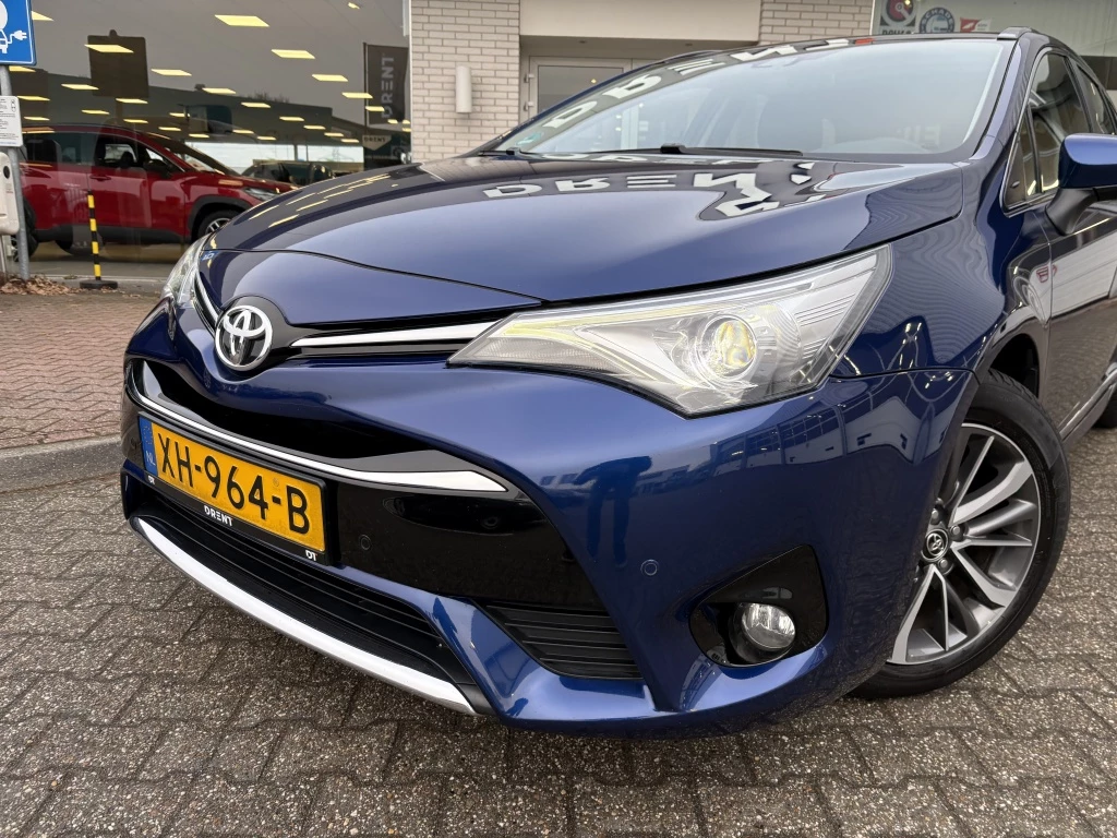 Hoofdafbeelding Toyota Avensis