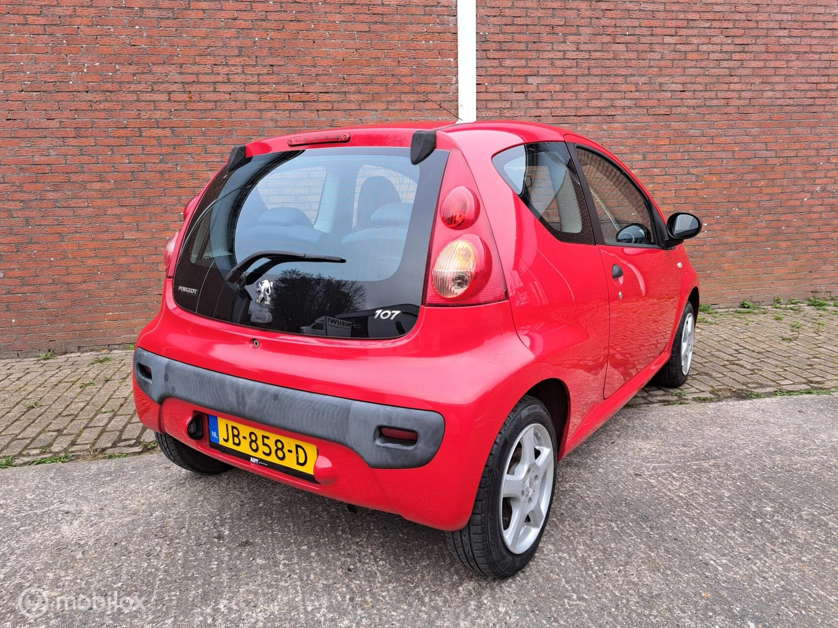 Hoofdafbeelding Peugeot 107