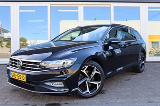 Volkswagen Passat Variant 1.5 TSI R-Line Business, Cruise Control, Automaat, Apple Carplay, Climate Control, PDC V+A, Navigatie, Trekhaak Inklapbaar, Prijs Is Rijklaar Inclusief 6 Maanden Garantie