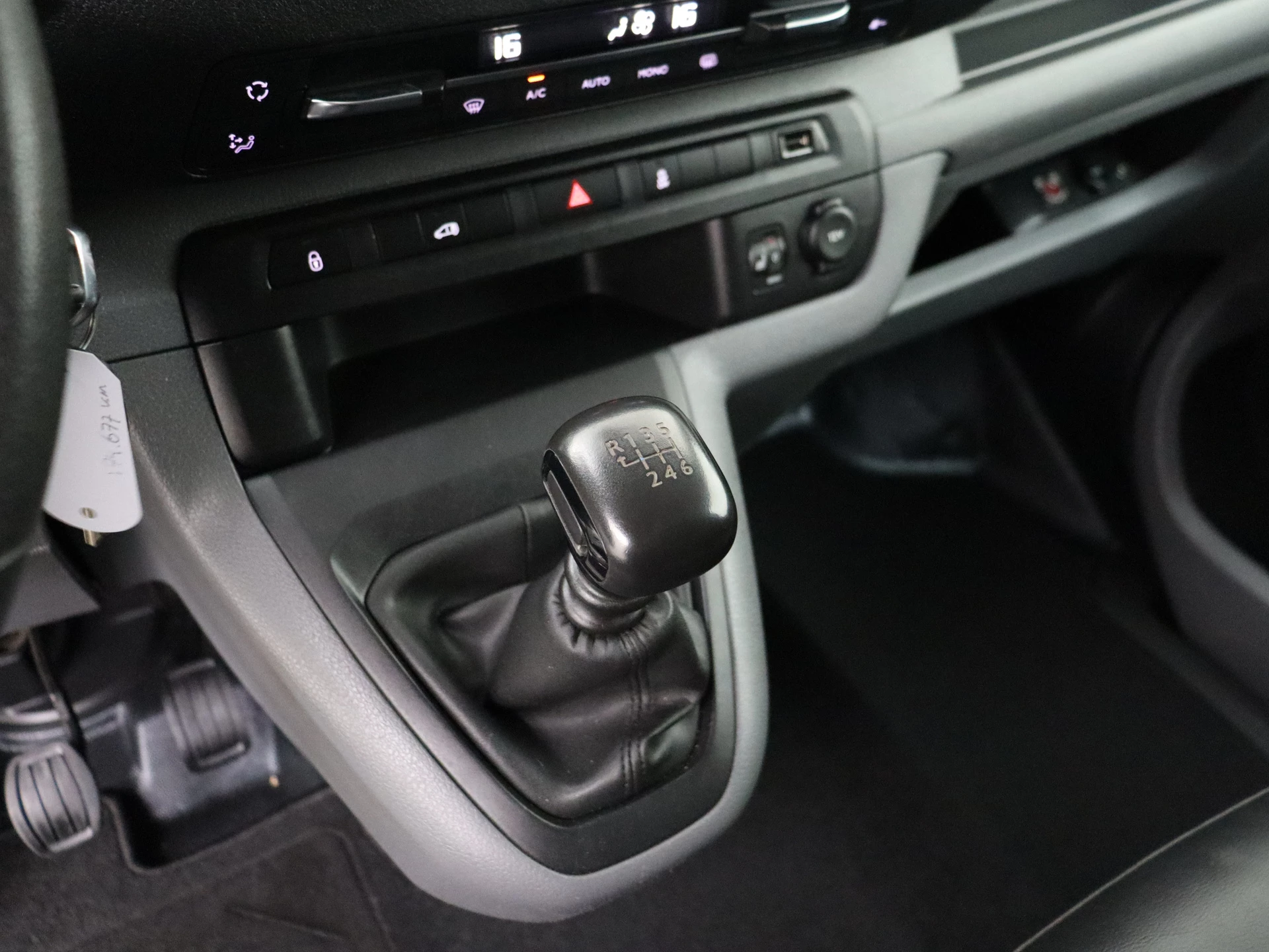 Hoofdafbeelding Peugeot Expert