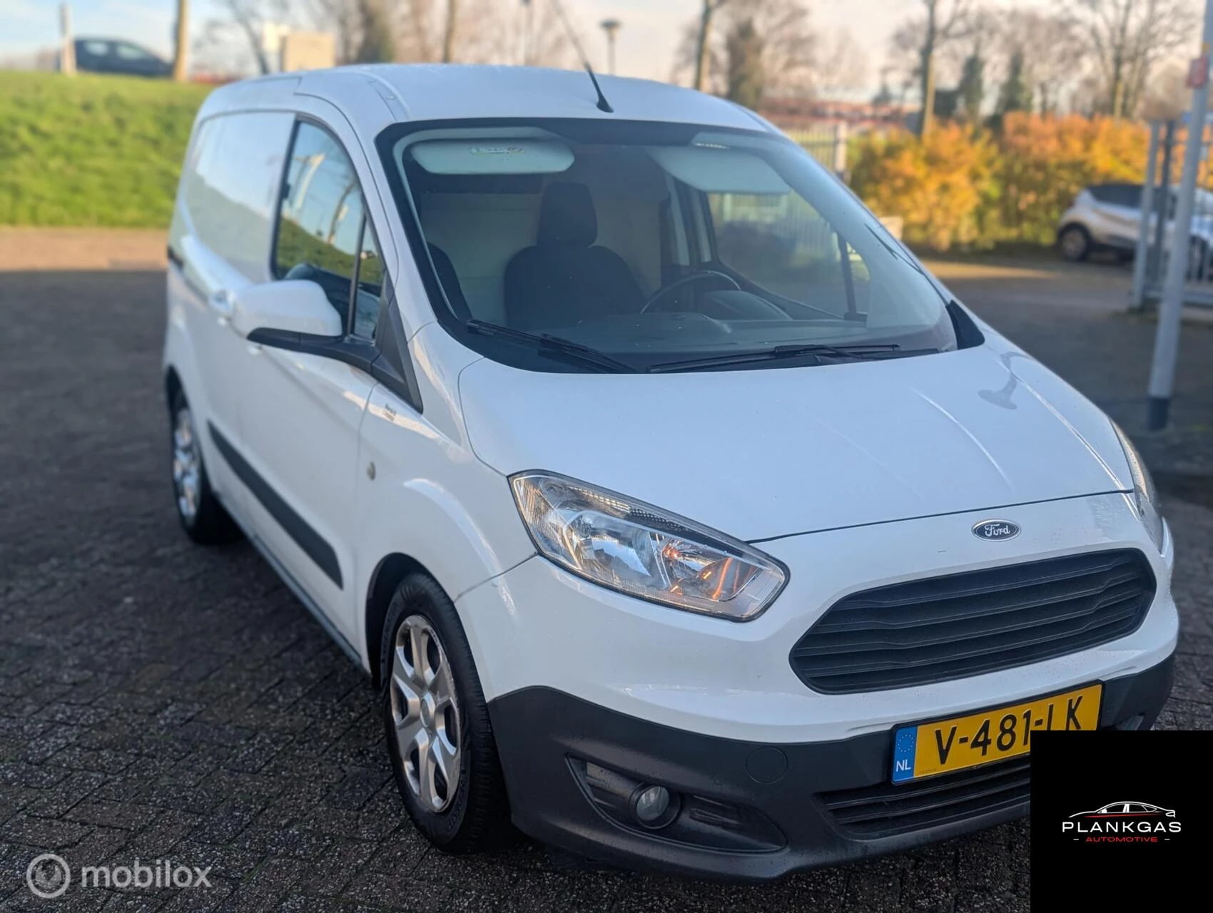 Hoofdafbeelding Ford Transit Courier