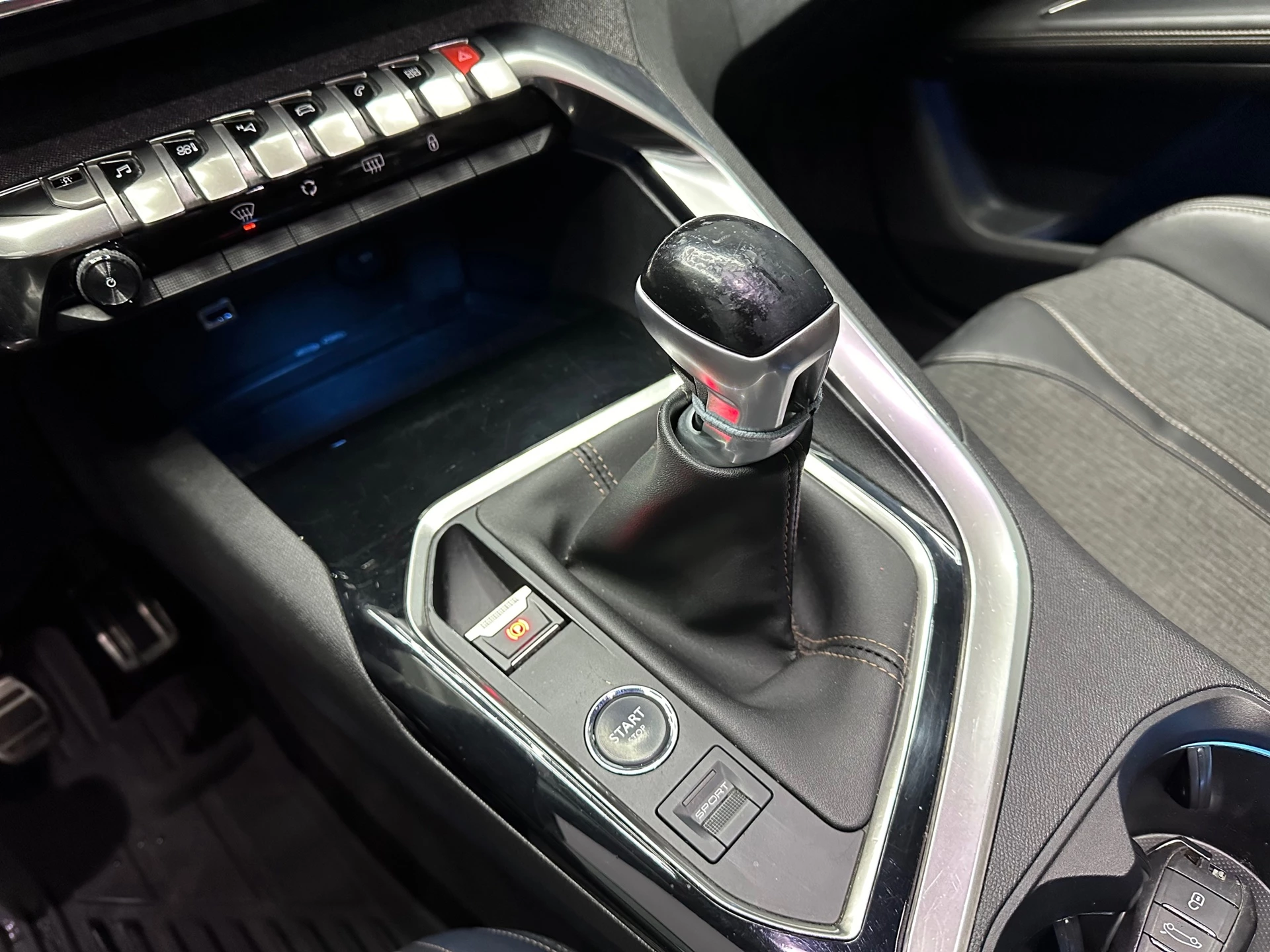 Hoofdafbeelding Peugeot 5008