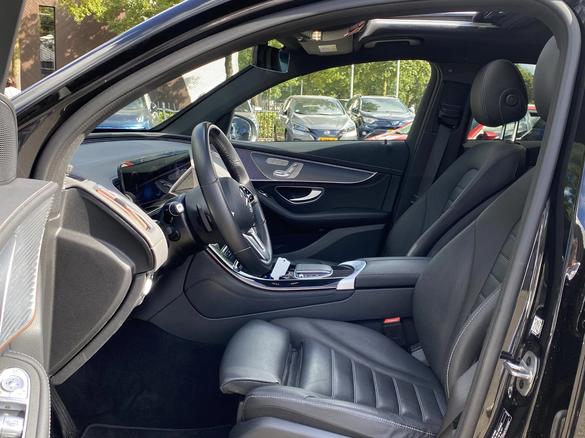 Hoofdafbeelding Mercedes-Benz EQC